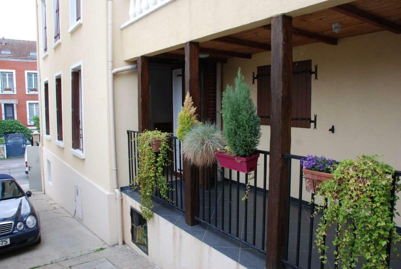 Quartier Pavillonnaire Apartment Rosny-sous-Bois Exterior photo