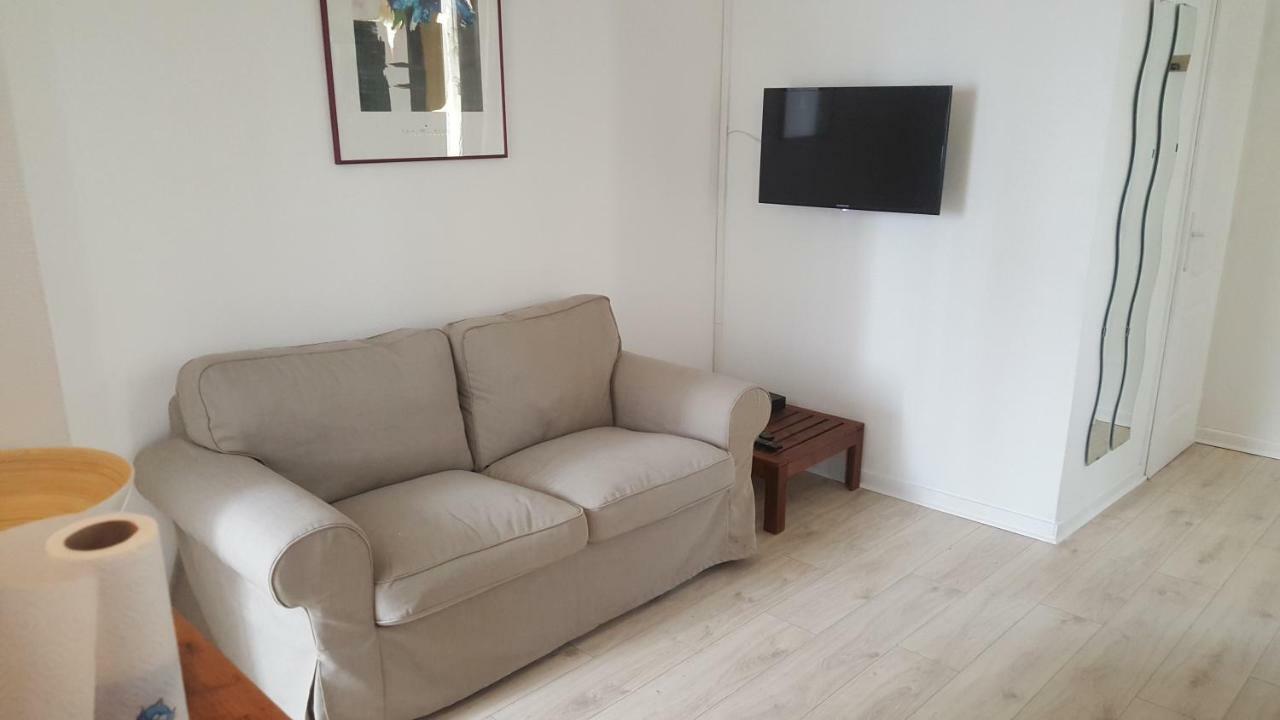 Quartier Pavillonnaire Apartment Rosny-sous-Bois Exterior photo